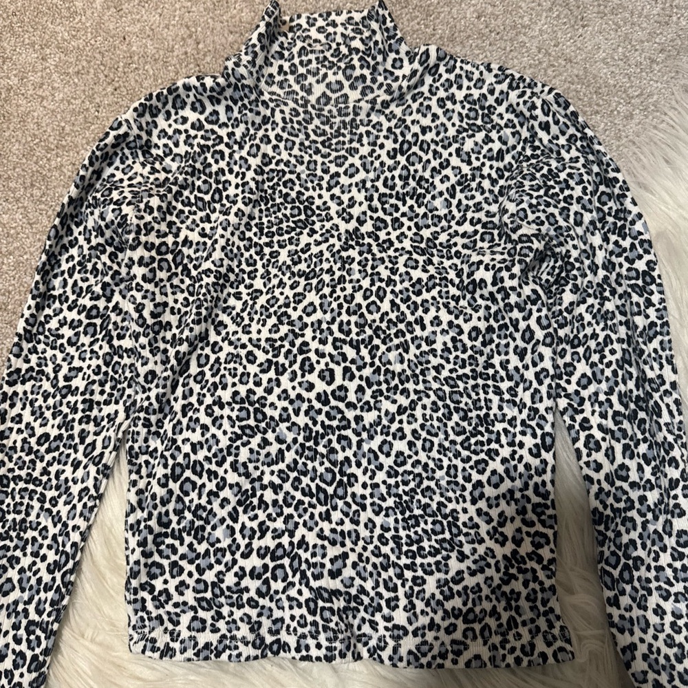 Brandy Melville Turtleneck Top